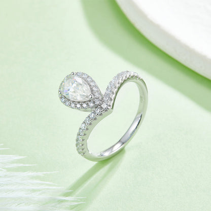 1 CTW Pear Moissanite S925 Ring plated