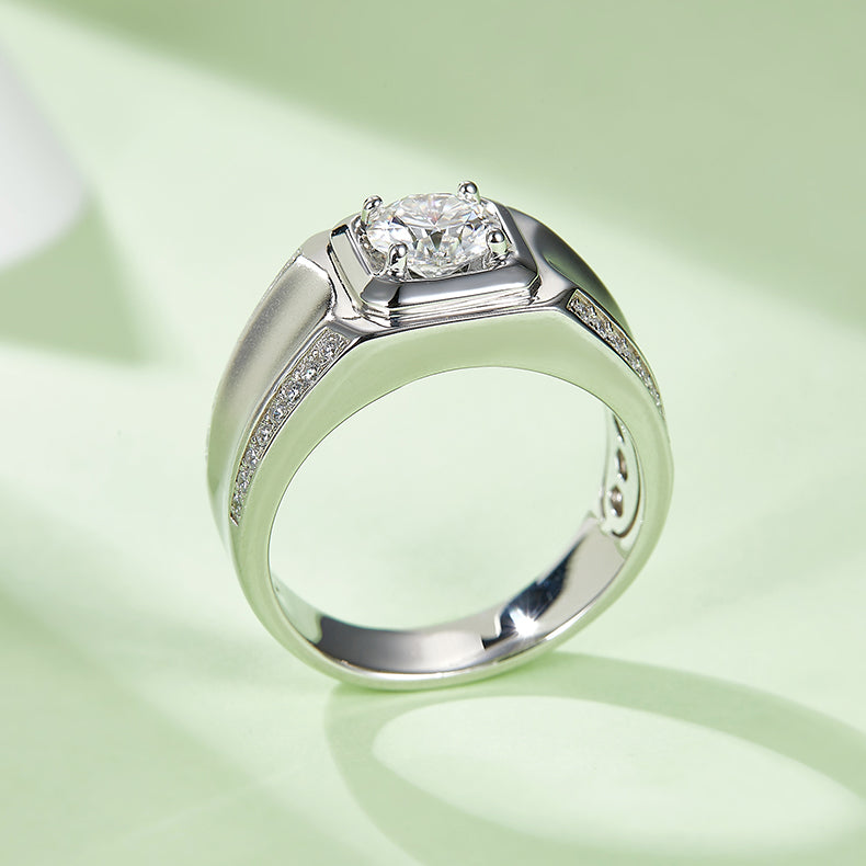 1 CTW Round Moissanite  S925 Ring plated