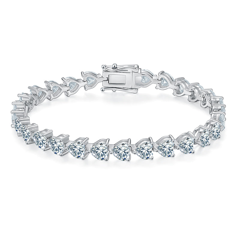 13.5 CTW Heart Moissanite S925 Bracelet plated