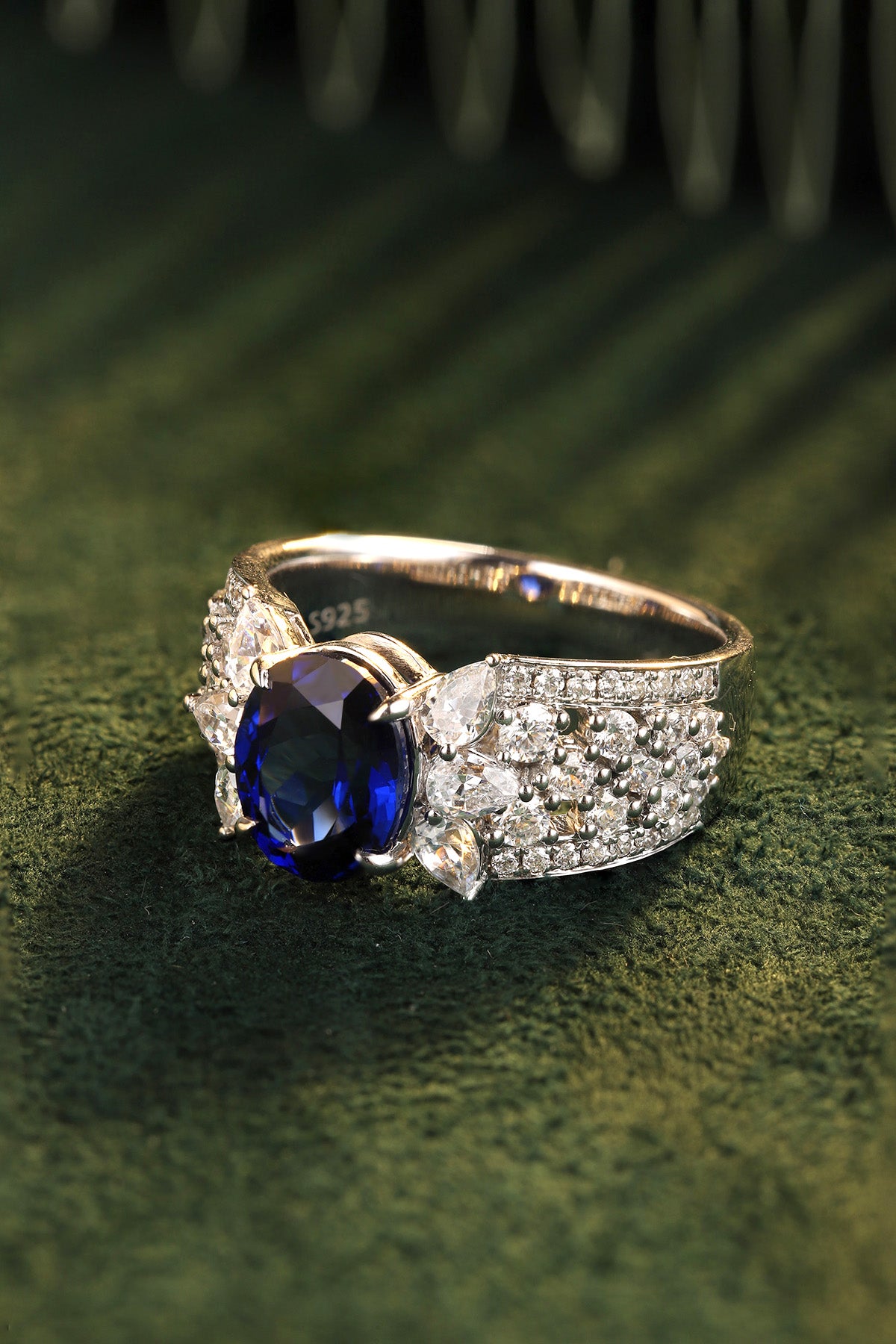 2.5 CTW Oval Lab Grown Sapphire S925 Ring plated