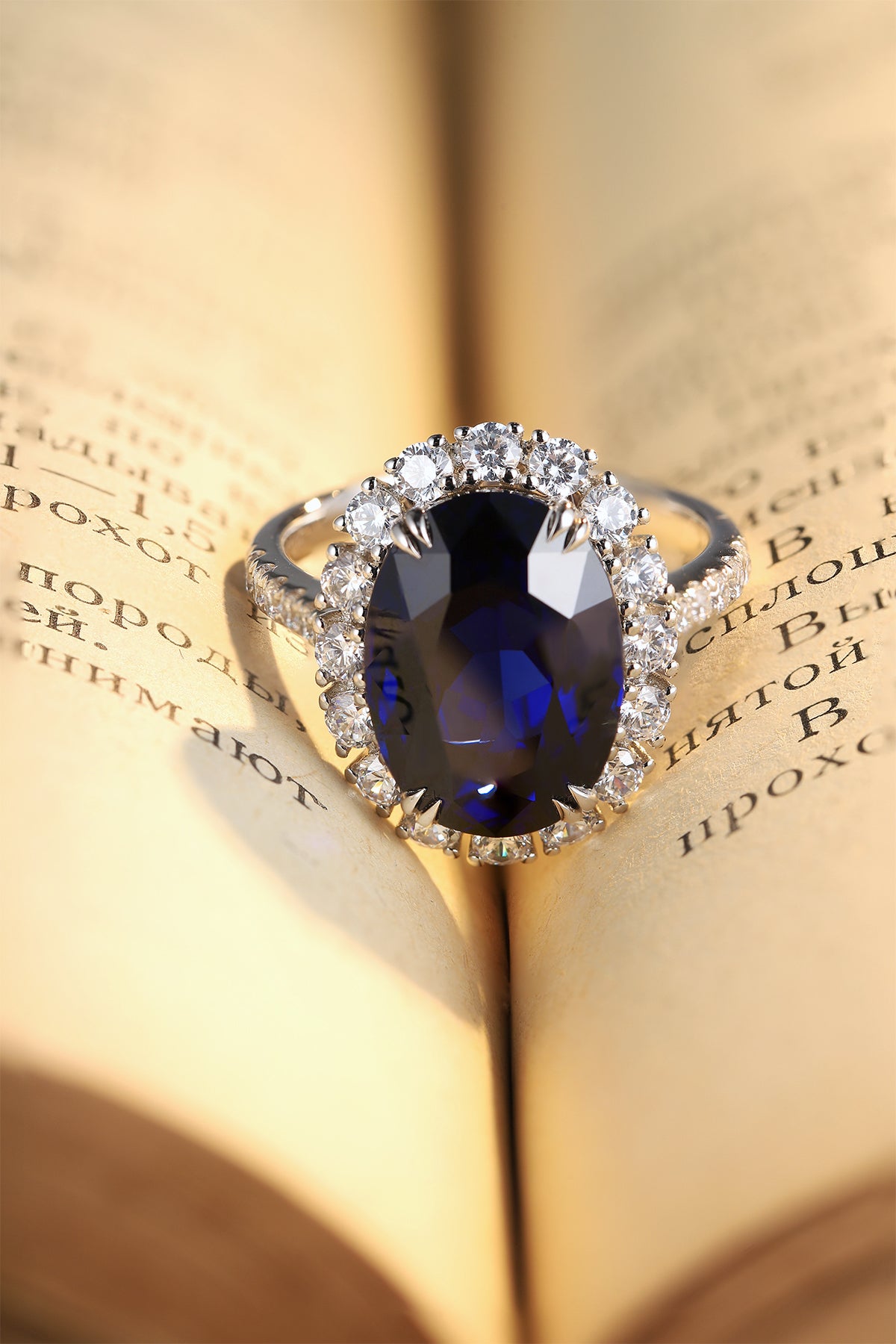 8.5 CTW Oval Lab Grown Sapphire S925 Ring plated