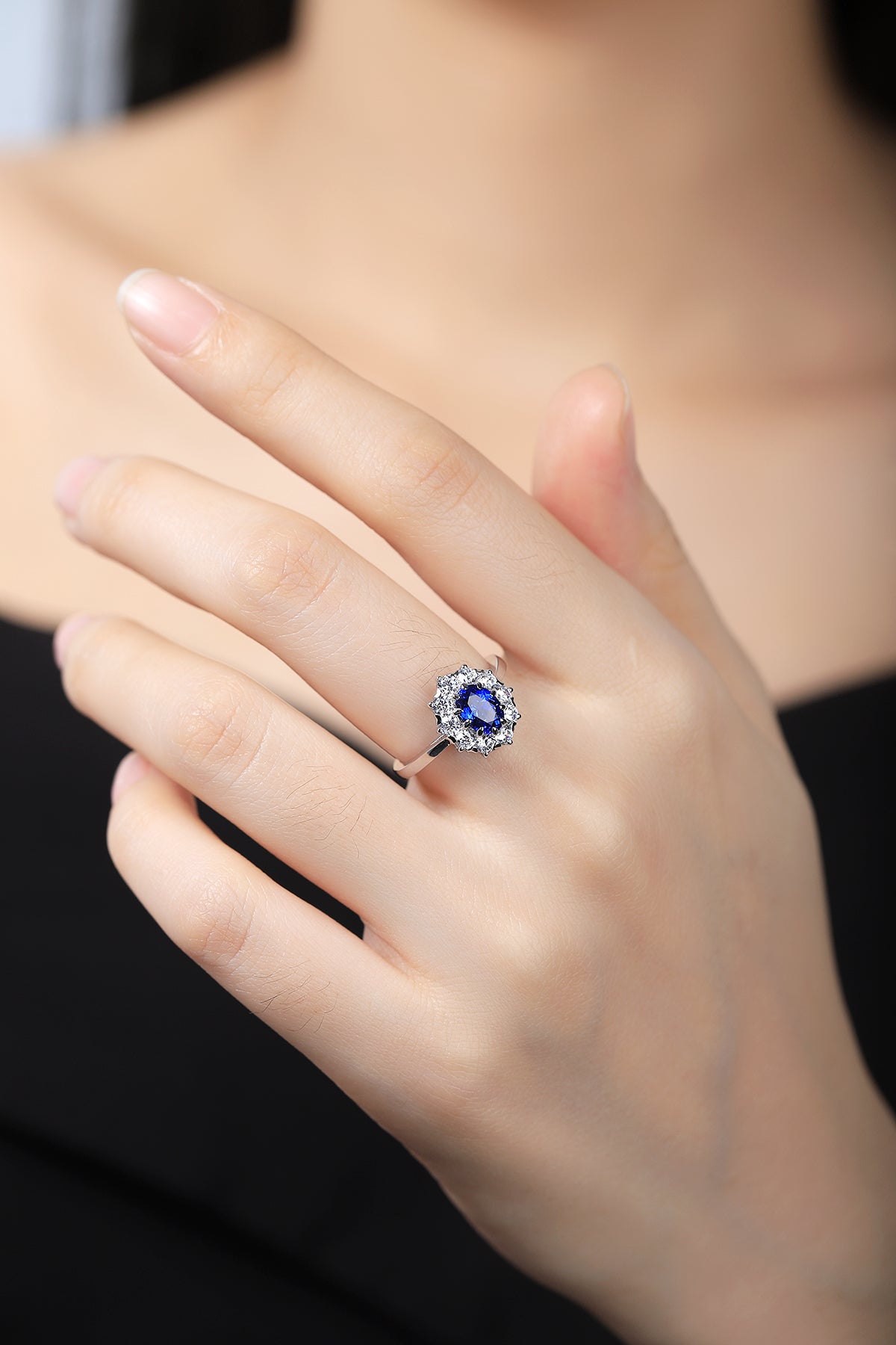 1 CTW Oval Lab Grown Sapphire S925 Ring plated