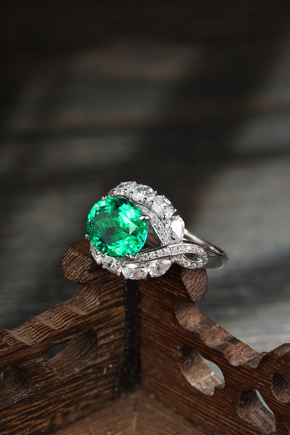 4.8 CTW Oval Lab Grown Emerald S925 Ring plated