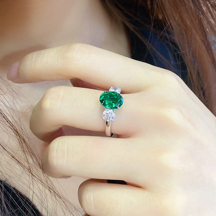 2.2 CTW Oval Lab Grown Emerald 925 Ring gold plated