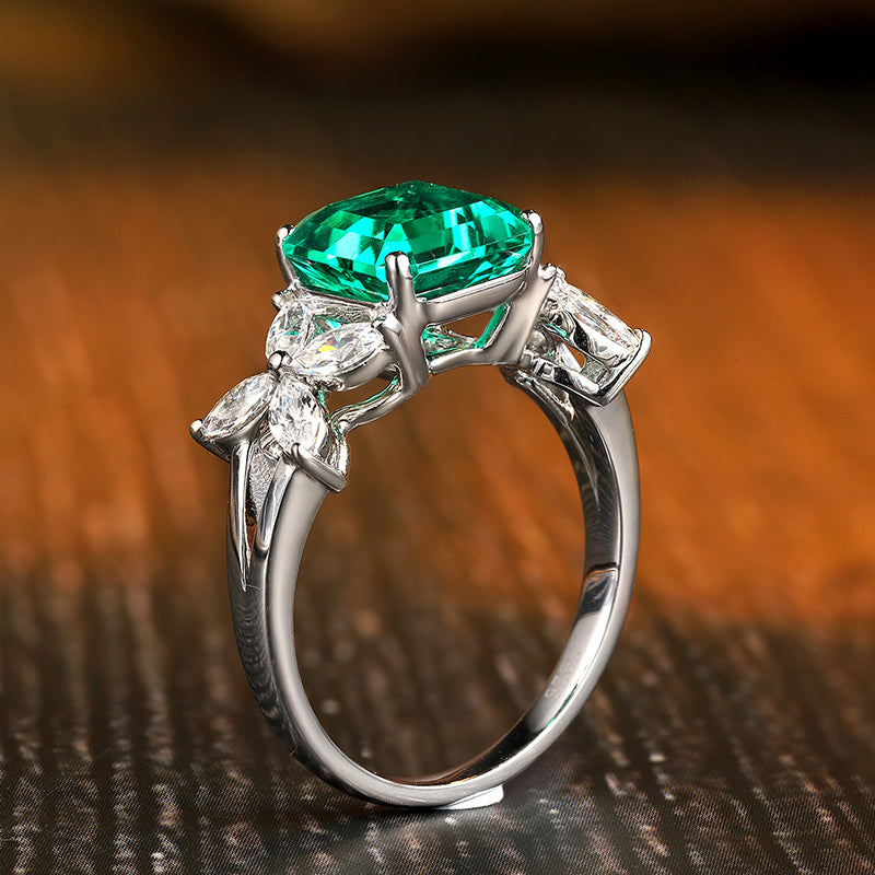 1.5 CTW Victorian Lab Grown Emerald S925 Ring plated